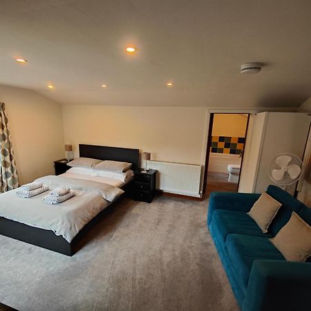 The Garden Lodge Llynclys Extérieur photo