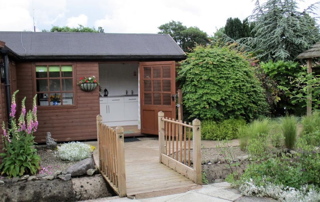 The Garden Lodge Llynclys Extérieur photo